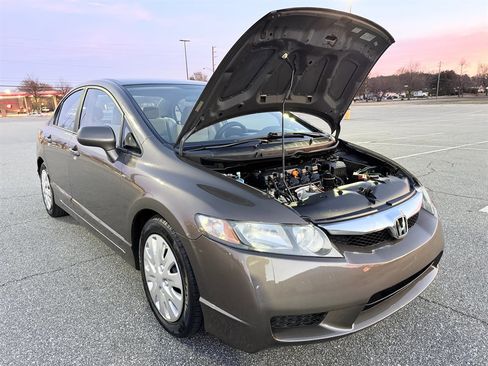 Used 2010 Honda Civic LX image 19