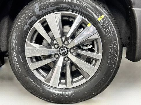 New 2026 Nissan Pathfinder SL image 26