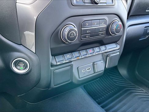 Certified 2023 Chevrolet Silverado 1500 Custom image 23