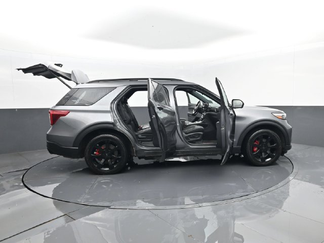 Used 2022 Ford Explorer ST w/ ST Street Pack AWD/4WD image 34