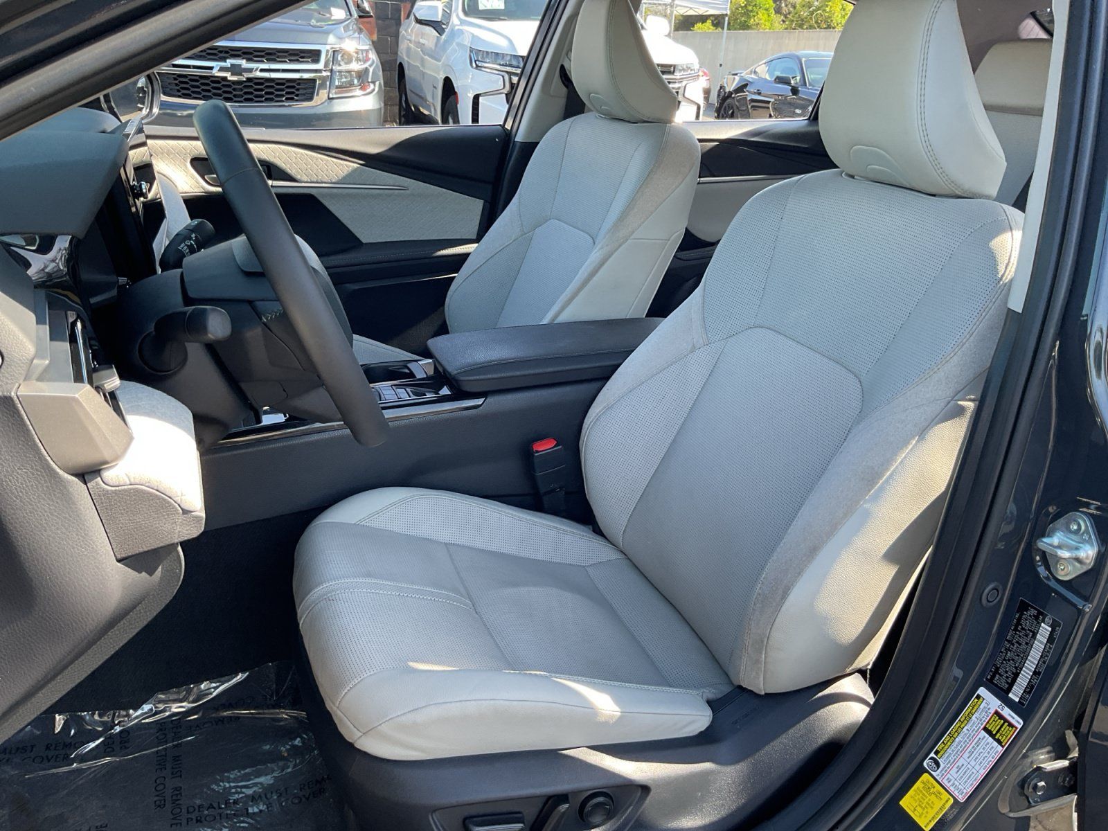 Used 2025 Toyota Camry XLE FWD image 19
