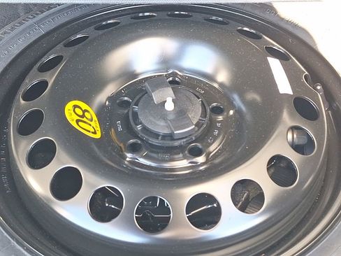 Certified 2024 Buick Encore GX Sport Touring w/ Comfort Package image 23