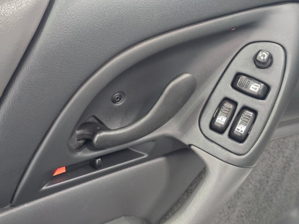 Used 1997 Chevrolet Camaro SS w/ Preferred Equipment Group 2 RWD image 93