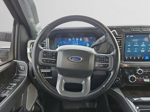 Used 2023 Ford F350 Lariat w/ Lariat Ultimate Package image 14