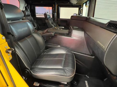 Used 2006 HUMMER H1 4-Door Open Top AWD/4WD image 30