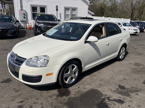 Used 2008 Volkswagen Jetta SE image 3