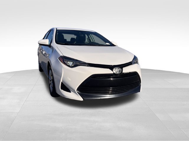Used 2017 Toyota Corolla LE w/ Carpet Mat Package (TMS) FWD image 7