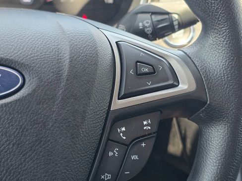 Used 2020 Ford Fusion SE FWD image 35