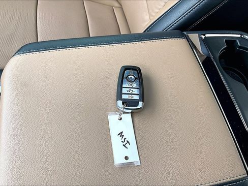 Used 2024 Ford F250 Lariat w/ Lariat Ultimate Package image 11