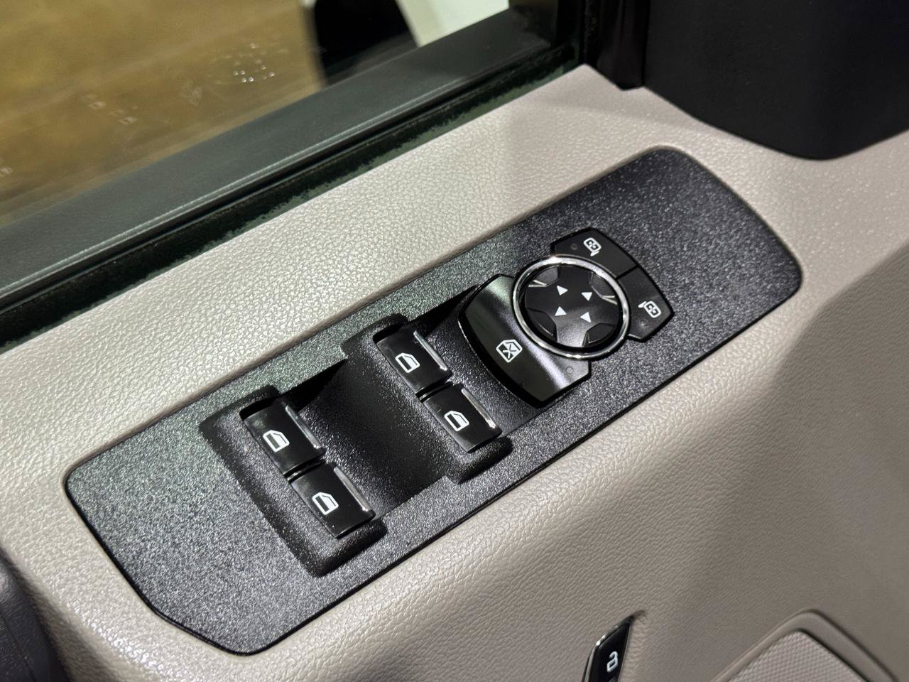 Used 2022 Ford F250 XL w/ Power Equipment Group RWD image 27