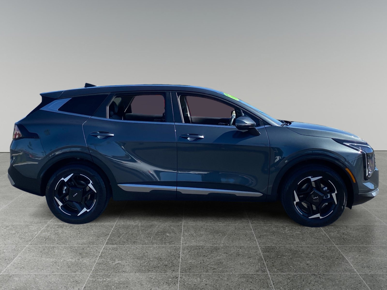 Used 2026 Kia Sportage EX FWD image 6