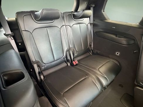 Used 2024 Jeep Grand Cherokee L Overland image 39