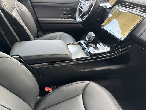New 2026 Land Rover Range Rover Sport SE AWD/4WD image 17