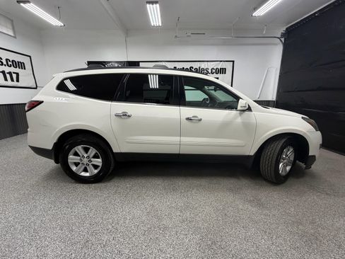 Used 2014 Chevrolet Traverse LT AWD/4WD image 2