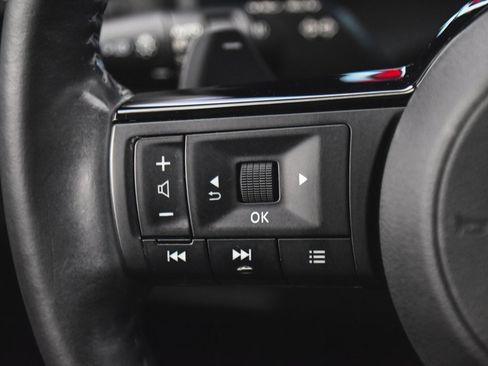 Used 2022 Nissan Rogue Platinum w/ Head-Up Display Package image 27