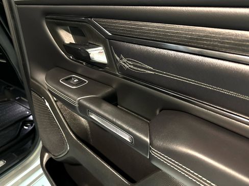 Used 2022 RAM 1500 Limited w/ Body Color Bumper Group image 31