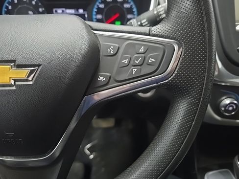 Used 2019 Chevrolet Equinox LS w/ LS Convenience Package image 16