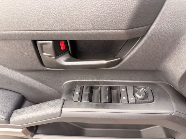 Used 2026 Toyota Tacoma SR5 AWD/4WD image 8