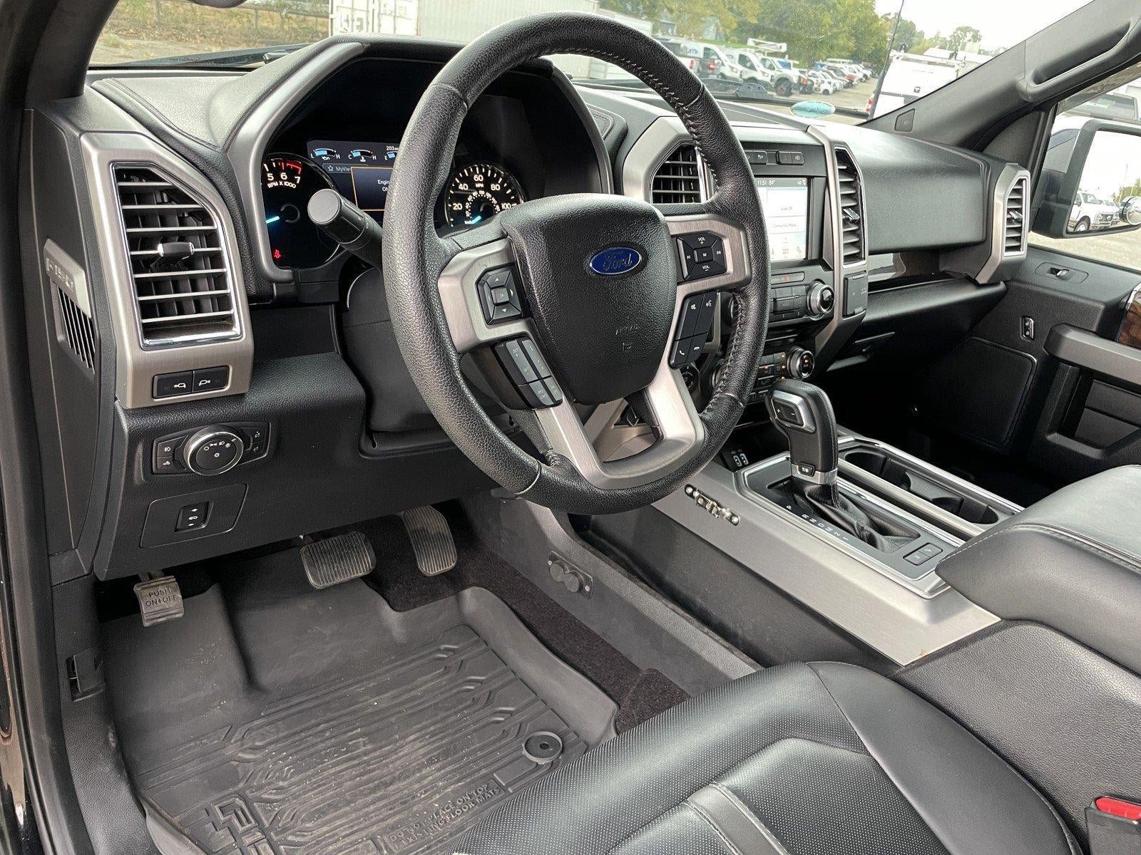 Used 2016 Ford F150 Platinum w/ Equipment Group 701A Luxury AWD/4WD image 14