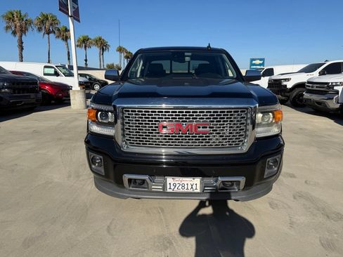 Used 2015 GMC Sierra 1500 Denali w/ Driver Alert Package RWD image 2