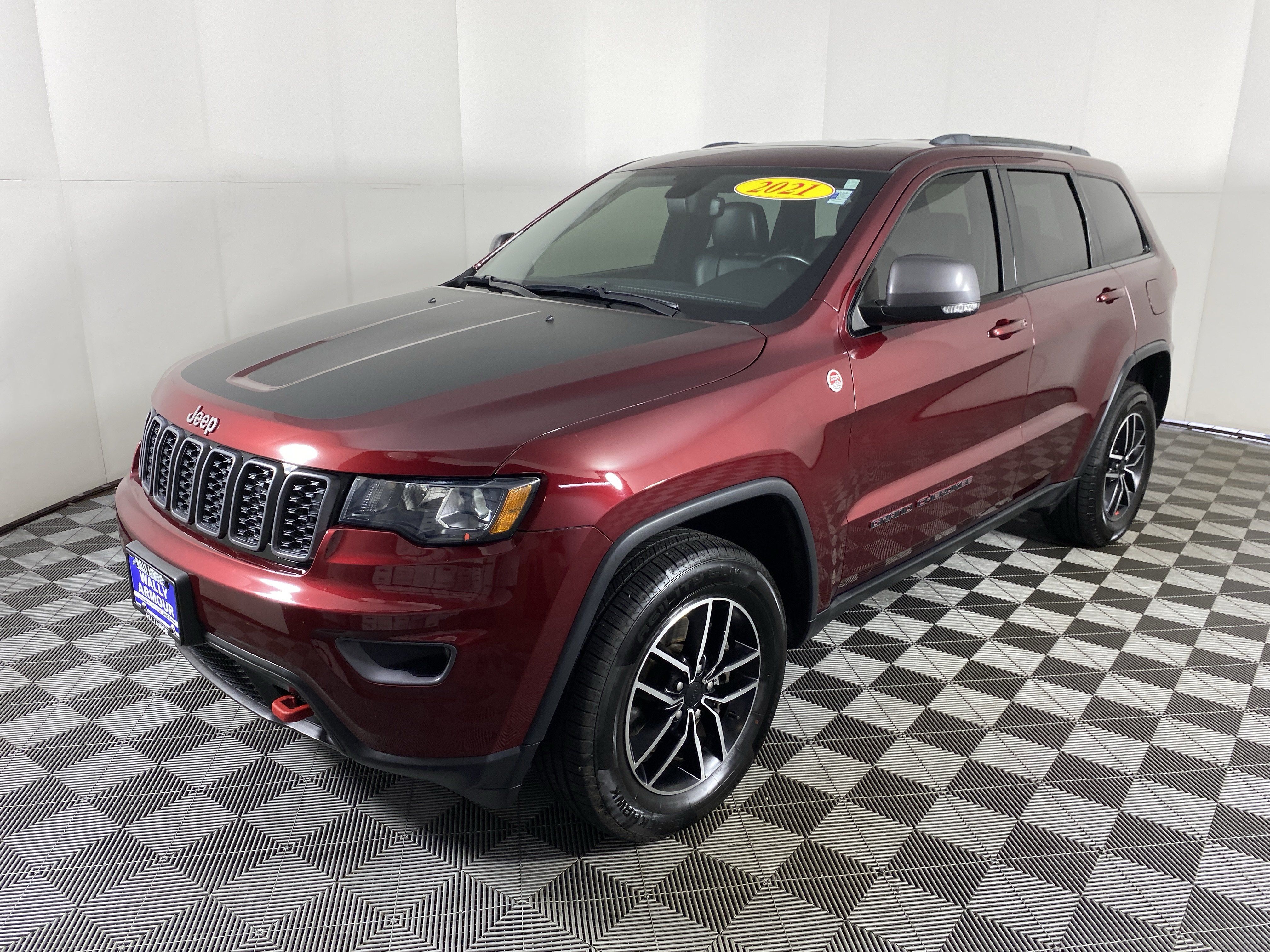 Used 2021 Jeep Grand Cherokee Trailhawk AWD/4WD image 12