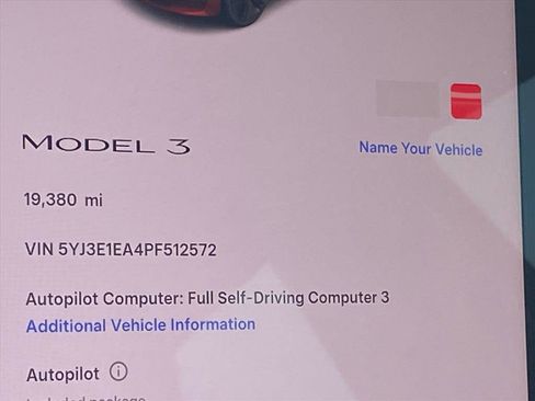 Used 2023 Tesla Model 3 Standard Range image 15