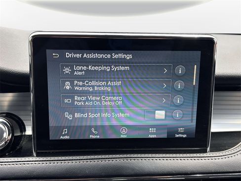 Used 2022 Lincoln Corsair AWD w/ Equipment Group 101A image 28