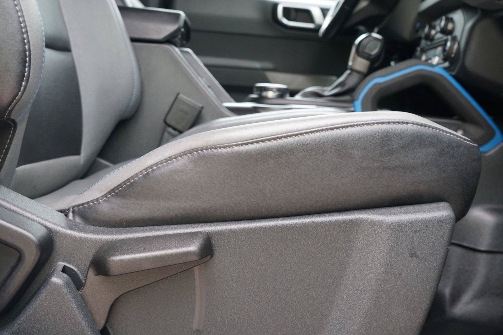 Used 2022 Ford Bronco Black Diamond AWD/4WD image 25