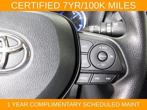 Used 2025 Toyota RAV4 XLE AWD/4WD image 22
