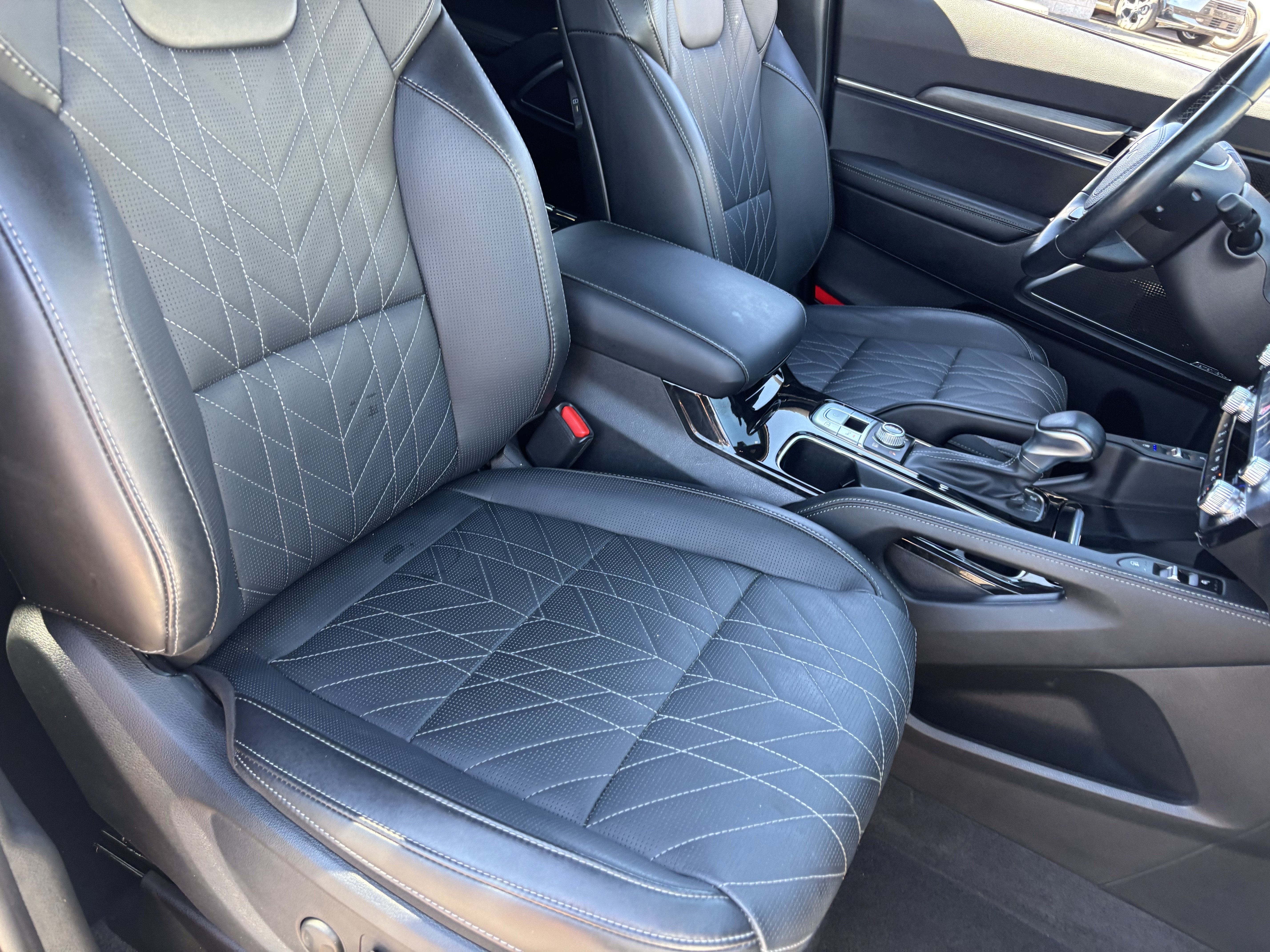 Certified 2024 Kia Telluride SX Prestige X-Line AWD/4WD image 8
