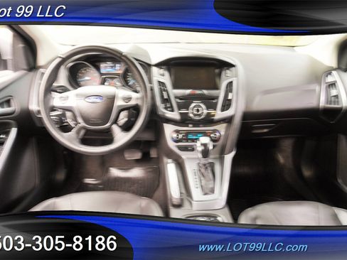 Used 2012 Ford Focus Titanium image 2