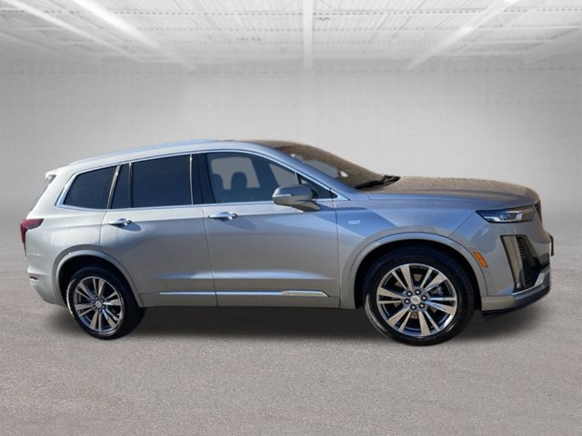 Used 2025 Cadillac XT6 Premium Luxury AWD/4WD image 1