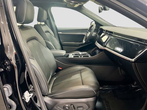 Used 2025 Jeep Wagoneer S Limited image 14