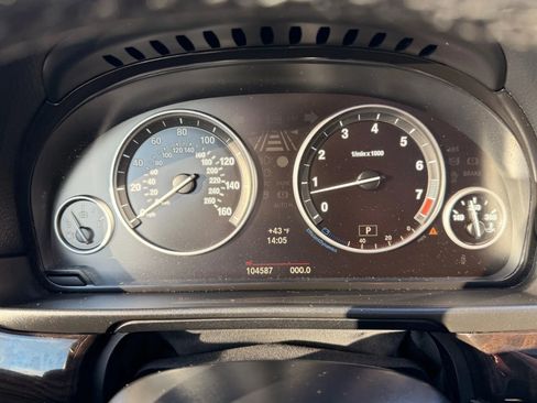 Used 2014 BMW 528i xDrive 528i xDrive Sedan 4D image 5