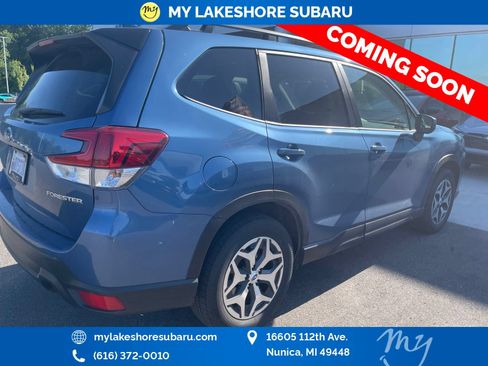 Used 2024 Subaru Forester Premium AWD/4WD image 7
