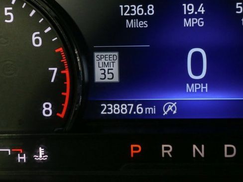 Used 2023 Ford Explorer XLT w/ Equipment Group 202A image 35