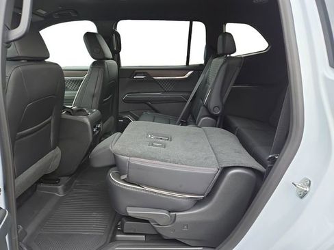 New 2026 GMC Acadia Denali w/ Super Cruise Package image 11