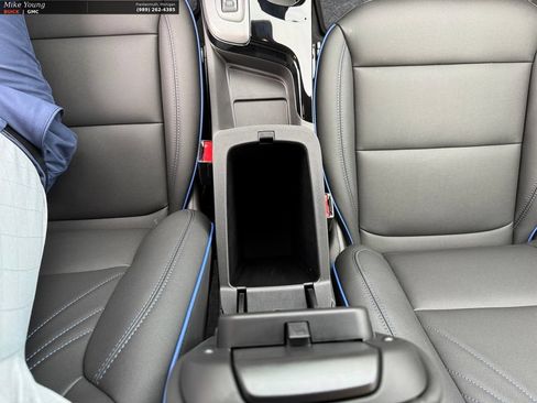 New 2026 Buick Envista Sport Touring w/ Convenience I Package FWD image 22