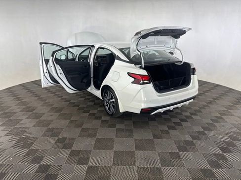 Certified 2025 Nissan Versa SV w/ Trunk Package FWD image 16