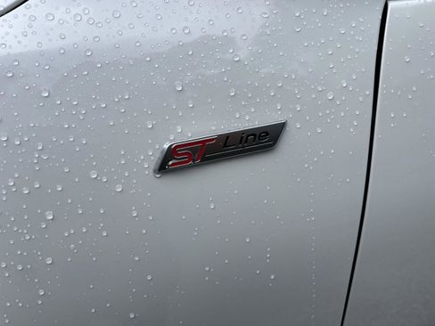 New 2025 Ford Escape ST-Line image 23