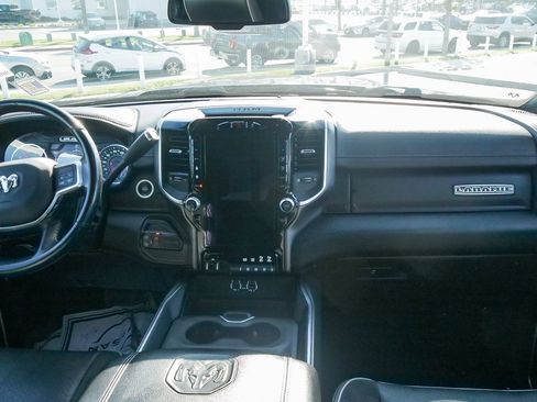 Used 2020 RAM 2500 Laramie w/ Night Edition image 11