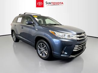 Used 2019 Toyota Highlander XLE video 1
