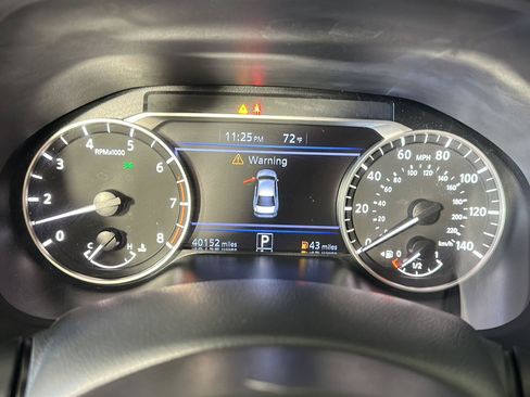 Used 2021 Nissan Altima 2.5 SR w/ SR Premium Package AWD/4WD image 16