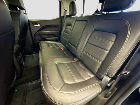 Used 2017 GMC Canyon Denali image 12