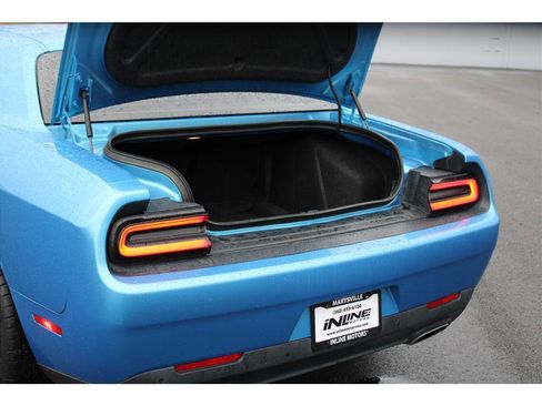 Used 2015 Dodge Challenger SXT Plus image 44