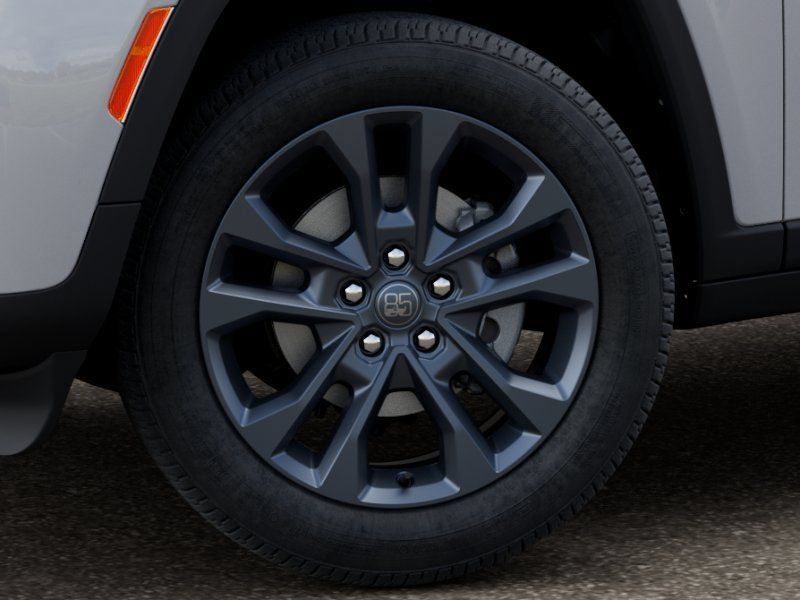 New 2026 Jeep Grand Cherokee L Limited AWD/4WD image 8