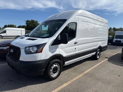 Used 2025 Ford Transit 250 148 High Roof Extended RWD image 3