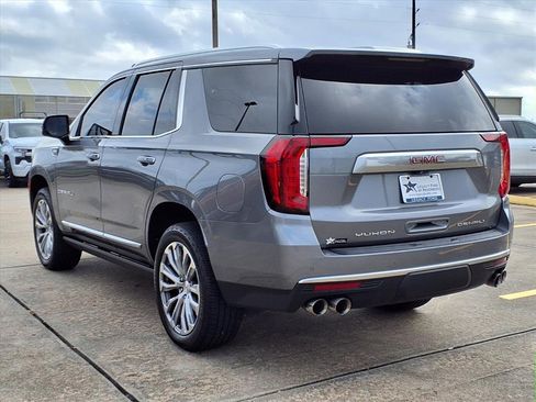 Used 2021 GMC Yukon Denali w/ Denali Premium Package image 25