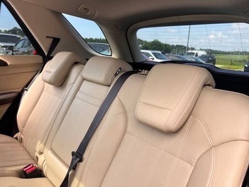 Used 2018 Mercedes-Benz GLE 350 w/ Premium 1 Package image 20