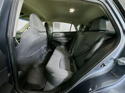 Used 2021 Toyota Venza LE w/ Carpet Mat Package (TMS) image 27